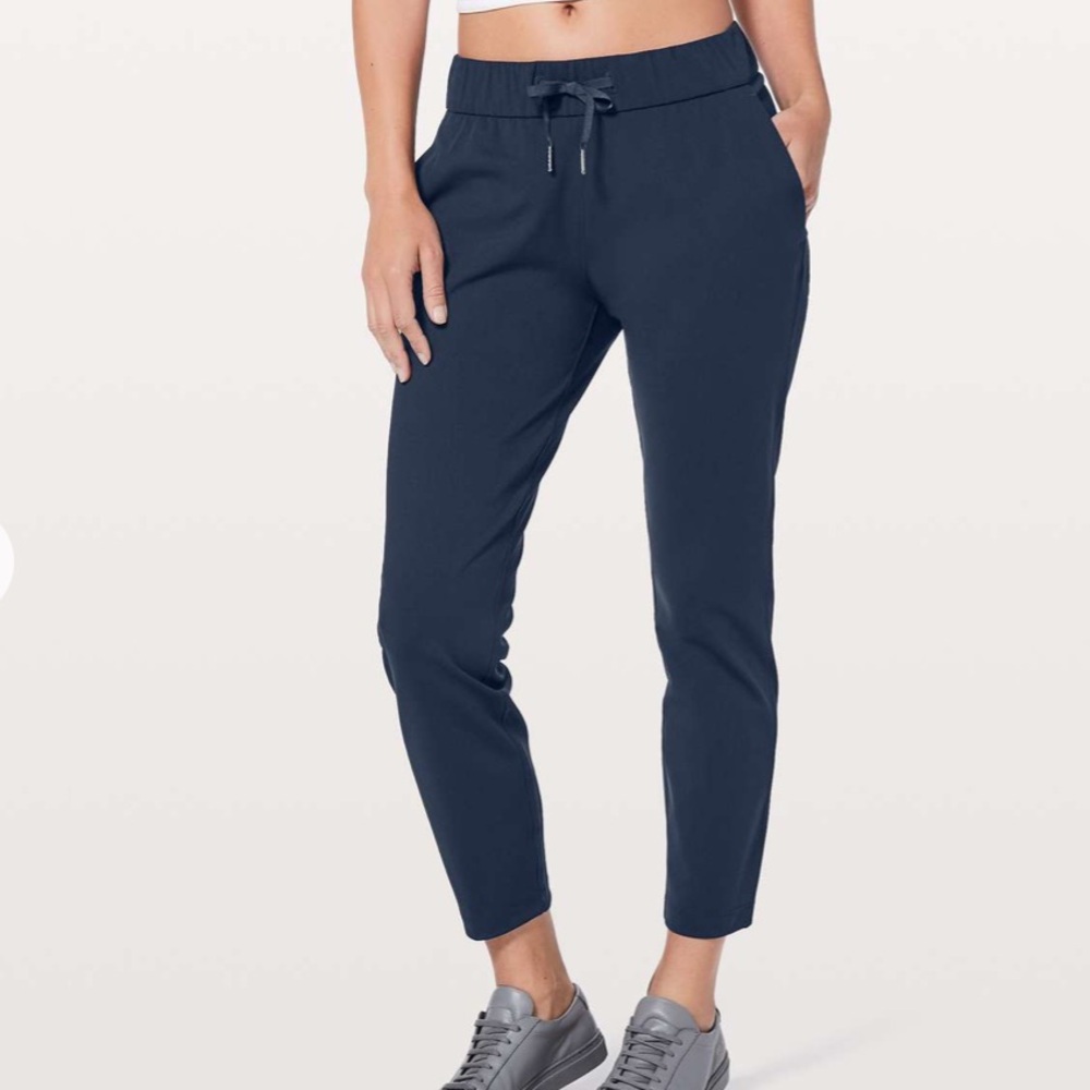 Lululemon On The Fly Travel Pant Navy 8